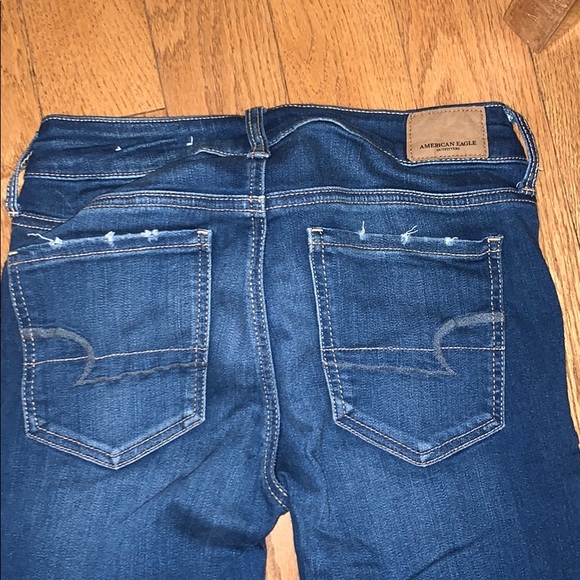 dark colored jeans - Picture 3 of 3